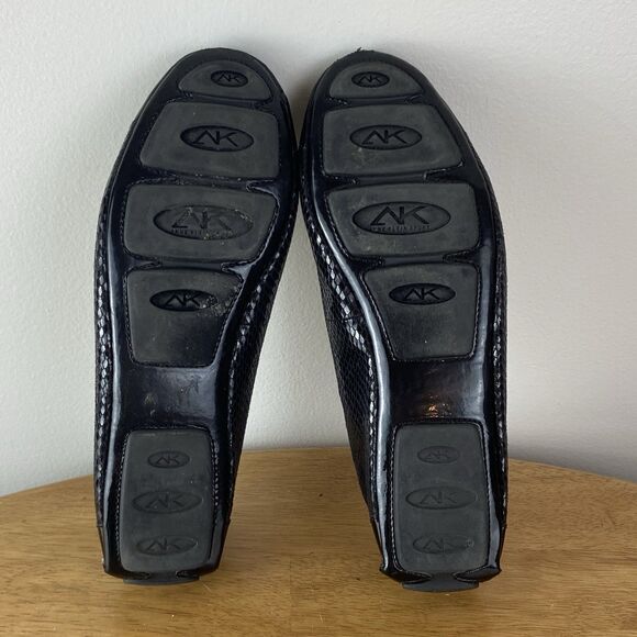 Ann Klein Sport Women’s Black Patent  Dress Flats Flower Size 8.5M - Picture 7 of 8